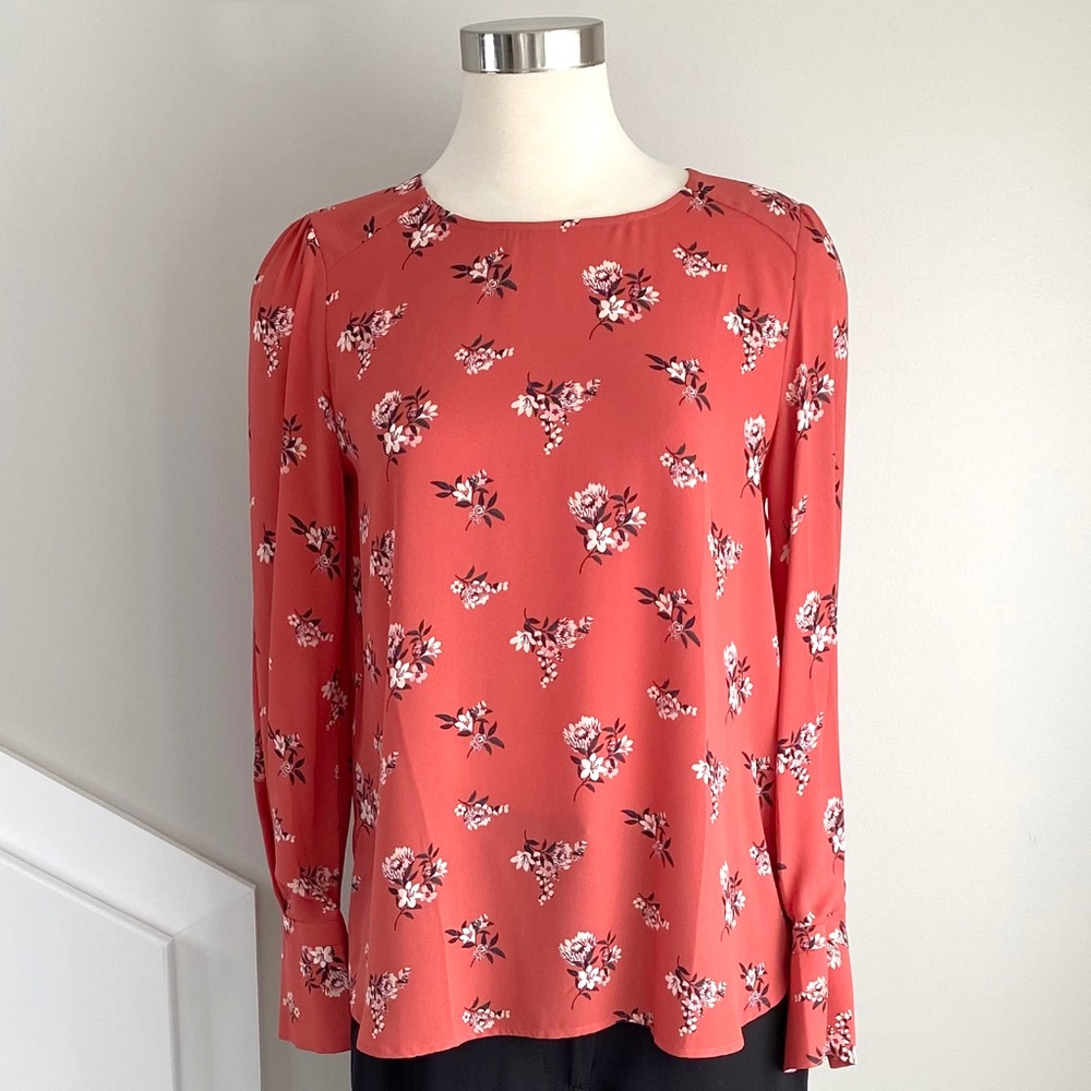 LOFT long sleeve crepe blouse terracotta floral - Size S
